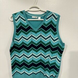 Chevron Pattern Sleeveless Sweater Vest